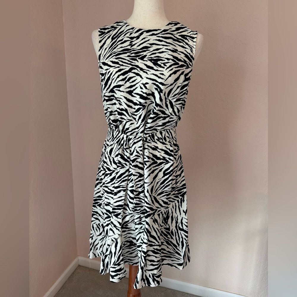 Warehouse mini zebra animal print ruffle dress with belt sz us 8